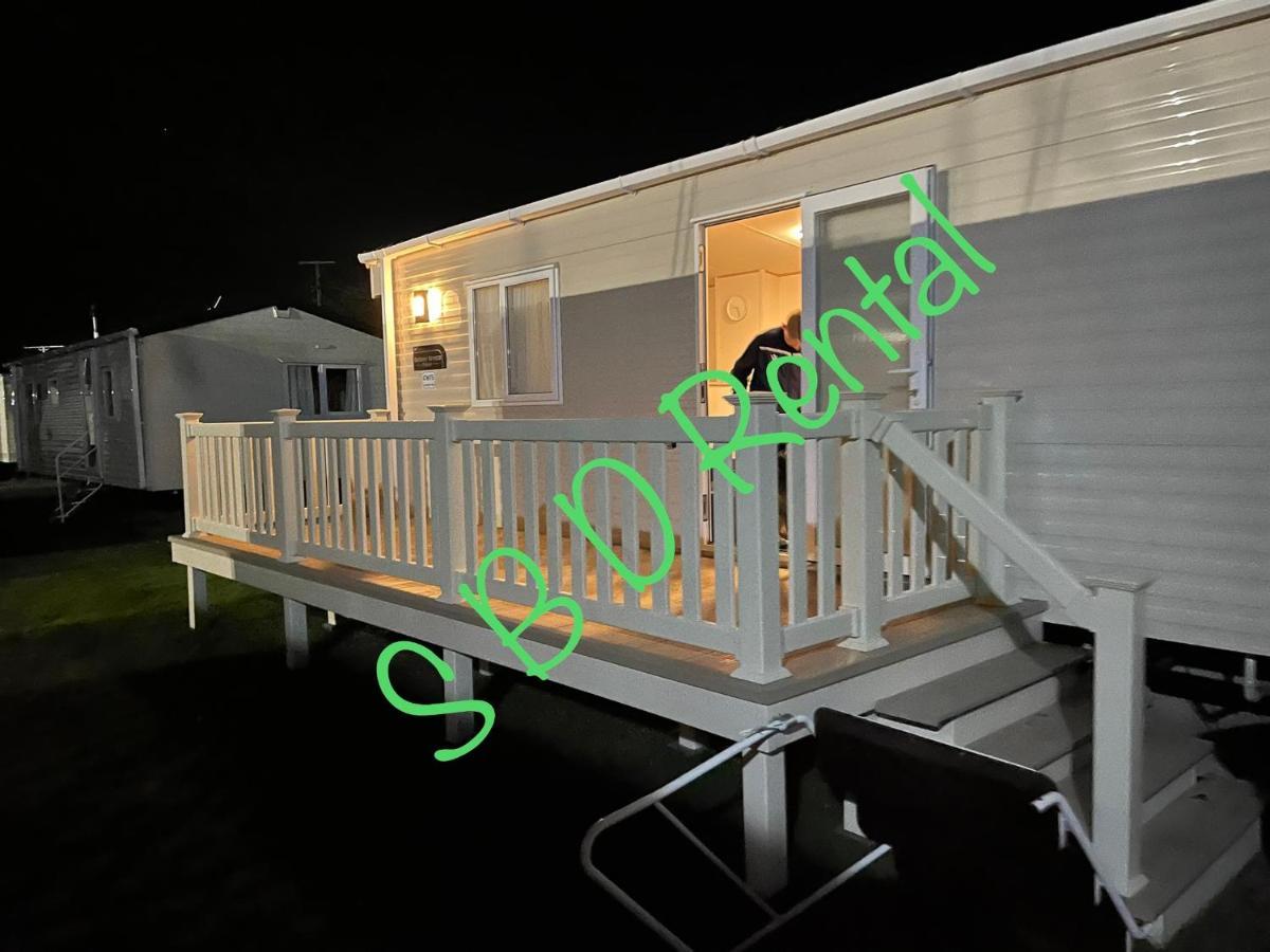 Summer Breeze Deluxe Caravan Rental Saint Osyth Dış mekan fotoğraf