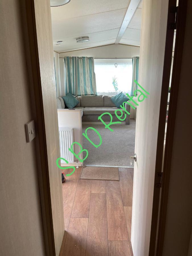 Summer Breeze Deluxe Caravan Rental Saint Osyth Dış mekan fotoğraf