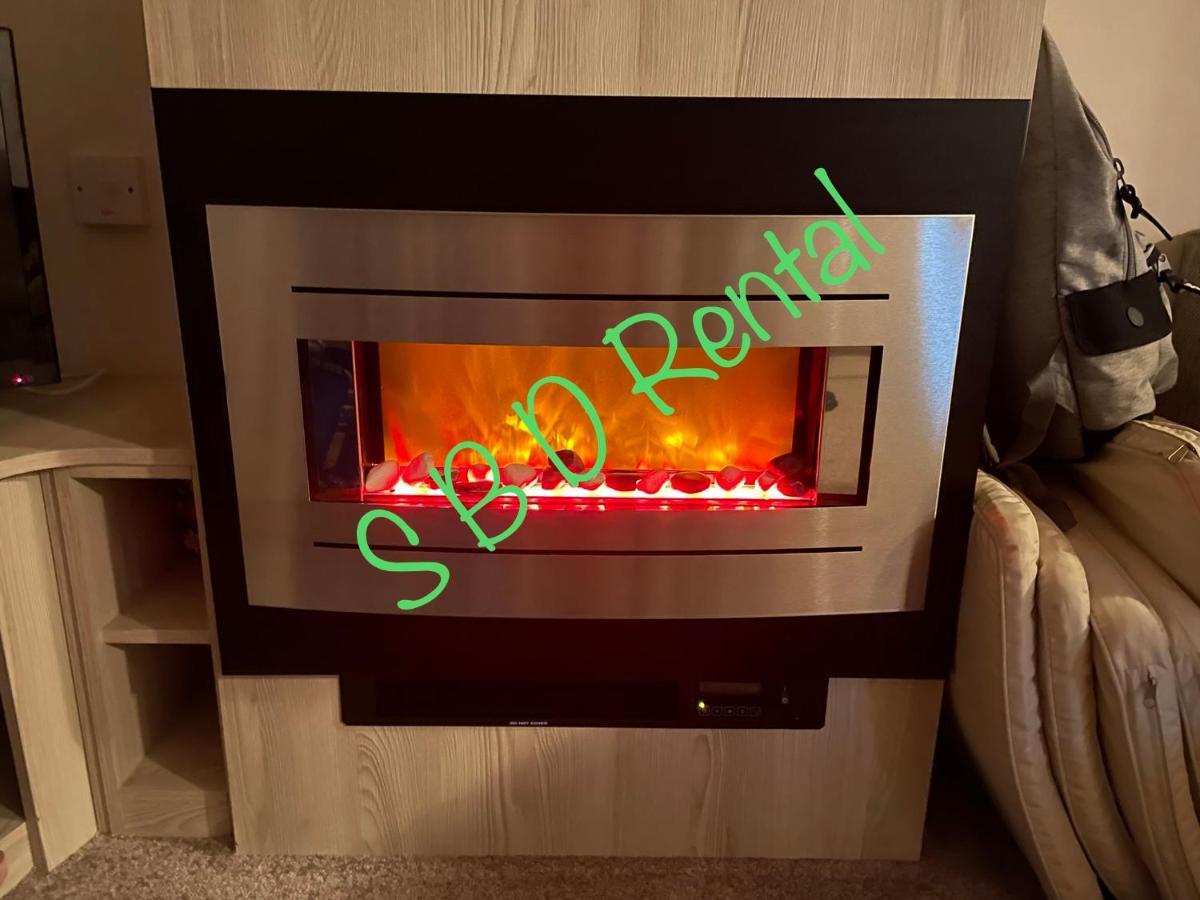 Summer Breeze Deluxe Caravan Rental Saint Osyth Dış mekan fotoğraf