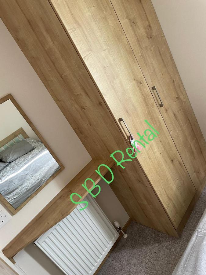 Summer Breeze Deluxe Caravan Rental Saint Osyth Dış mekan fotoğraf